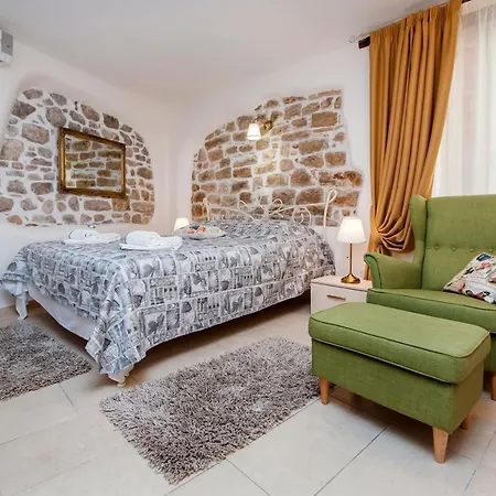 Studio S. Benedetto Rovinj Exterior photo