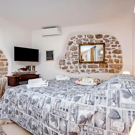 Studio S. Benedetto Rovinj Exterior photo